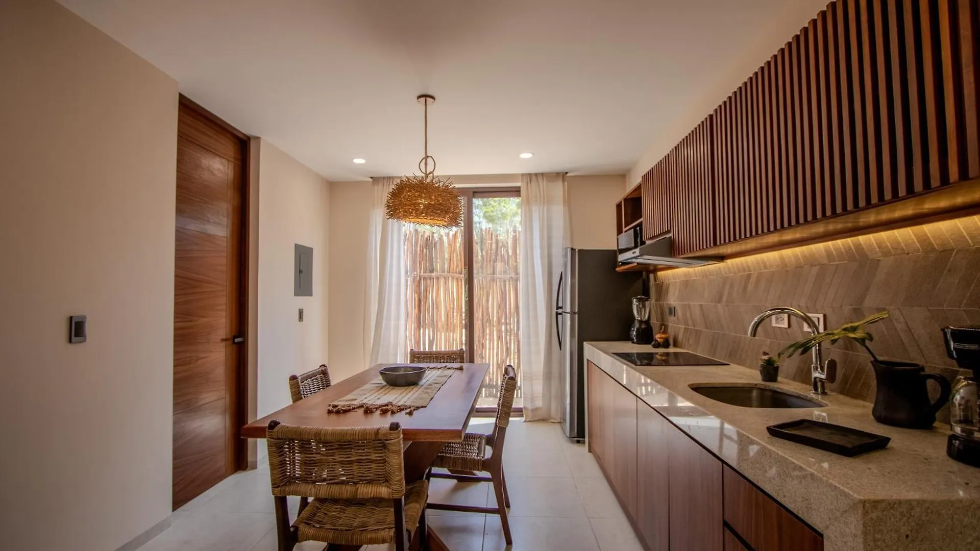 2 Bedrooms Apartment And Fully Equipped Kitchen Harmony Maxia تولوم المكسيك